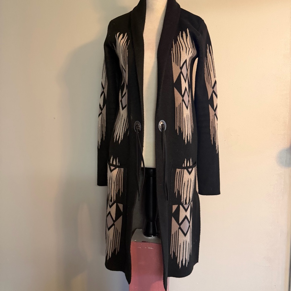 Black and Cream Geometric Open-Front Long Cardigan